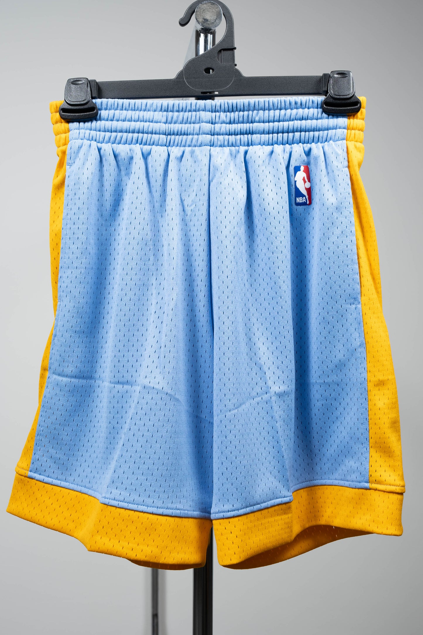 L.A LAKERS 2001-2002 ALTERNATE SWINGMAN SHORTS