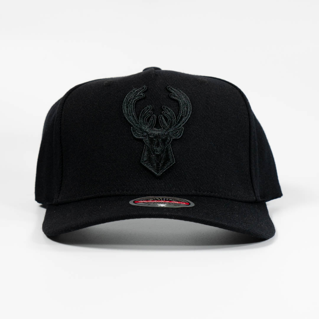 Milwaukee Bucks Black Team Logo 5 Panel Classic Red Snapback