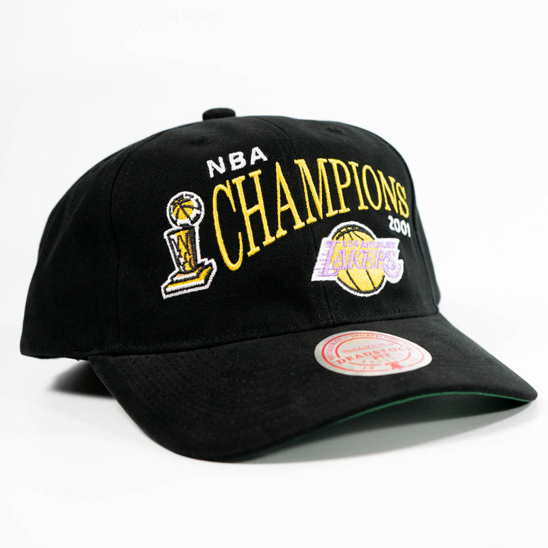 Lakers 2001 Champions Deadstock Fit Snapback