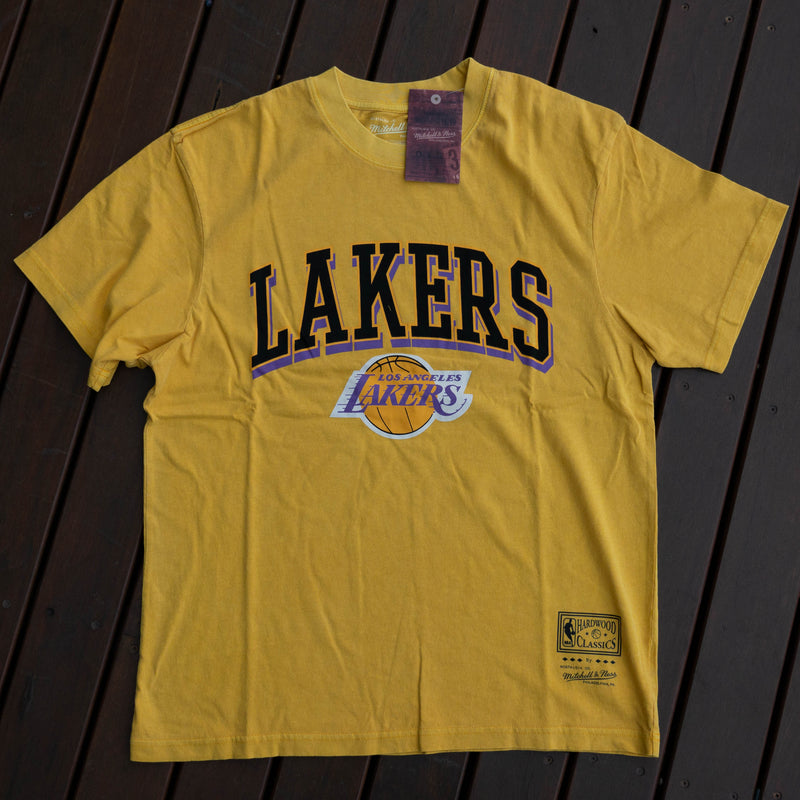 L.A LAKERS VINTAGE KEYLINE LOGO TEE - Yellow